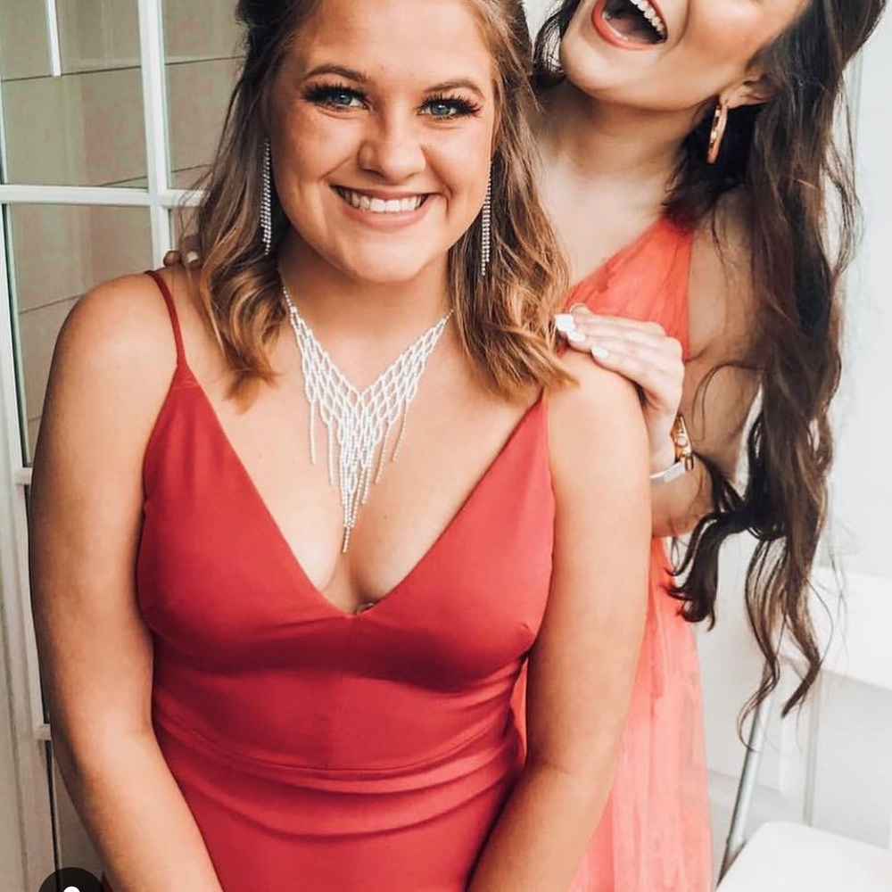 Red Formal/Prom Dress - Picture 2 of 4